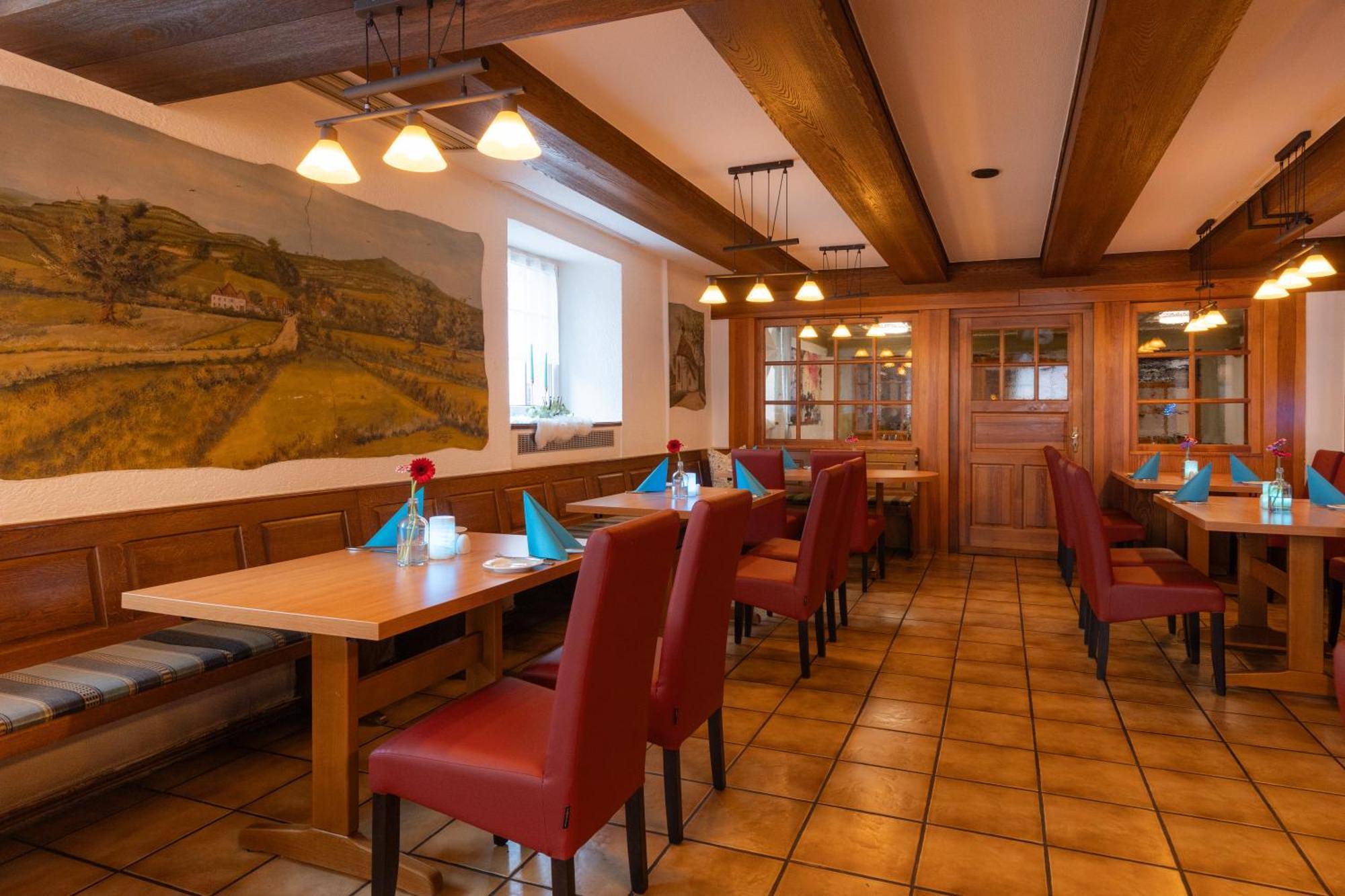 Hotel-Gasthaus "Krone" Boetzingen Exteriör bild