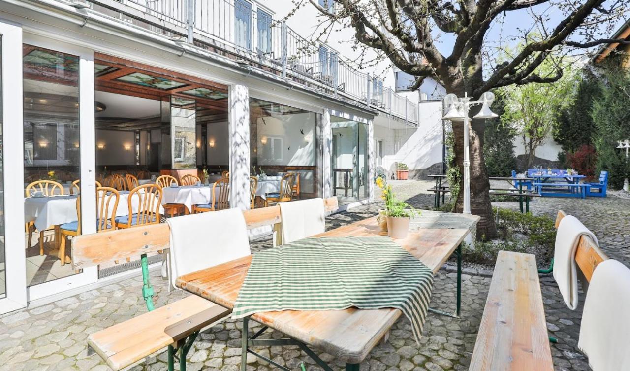 Hotel-Gasthaus "Krone" Boetzingen Exteriör bild